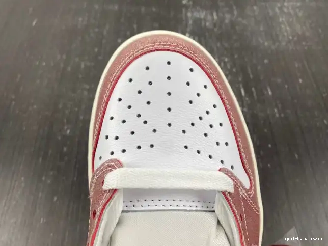 Rep X JORDAN TROPHY LOW BLACK' 1 AIR OG ROOM FN0432-017 'RED 0424